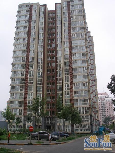 广安门车站东街2室1厅1卫南北朝向4600.00元/月出租