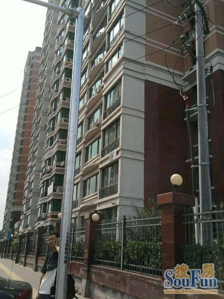 立恒名苑1室1厅1卫西朝向5800.00元/月出租