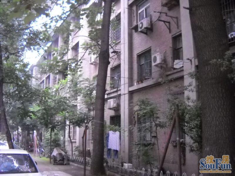 太平路44号院2室1厅1卫东南朝向4800.00元/月出租