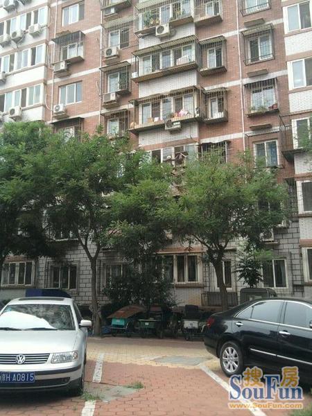 广安苑2室2厅1卫西北朝向12800.00元/月出租