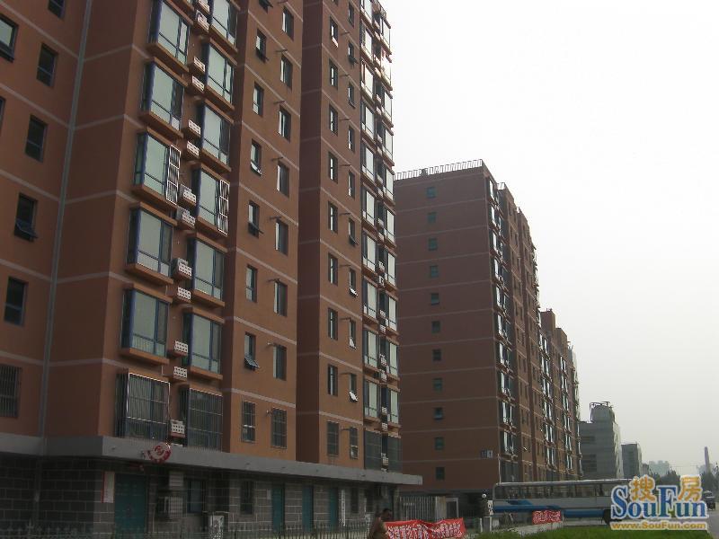 景馨家园 朝南采光好 地铁方便出行 双周保洁 随时看房,北京通州梨园