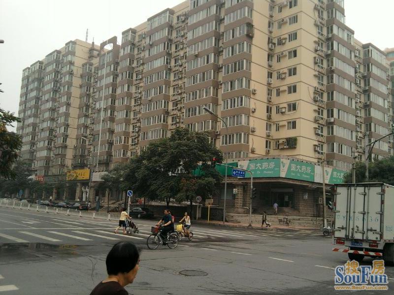 枣林前街小区3室1厅1卫东西朝向7500.00元/月出租