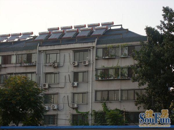 怡龙别墅4室2厅3卫南北朝向42000.00元/月出租