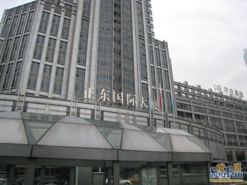 正东国际大厦4室2厅2卫南北朝向22000.00元/月出租