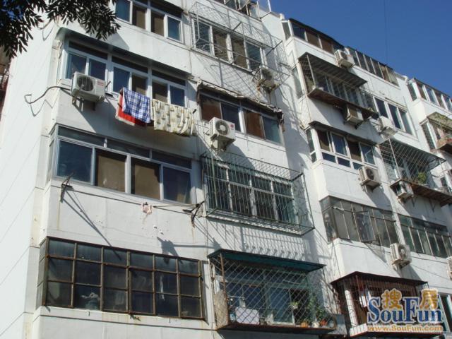 万柳园小区1室1卫南北朝向3900.00元/月出租