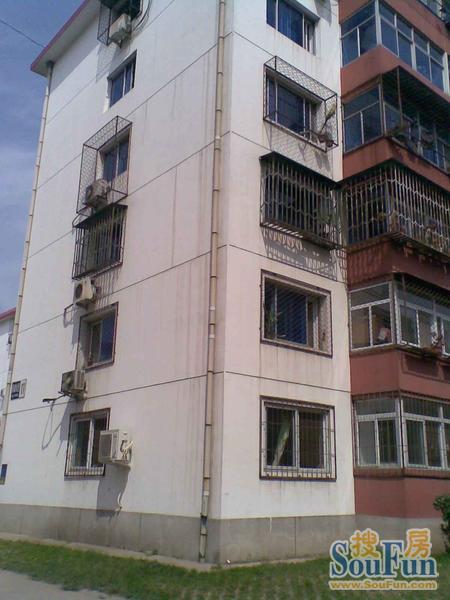 西路南里2室1厅1卫南北朝向2500.00元/月出租