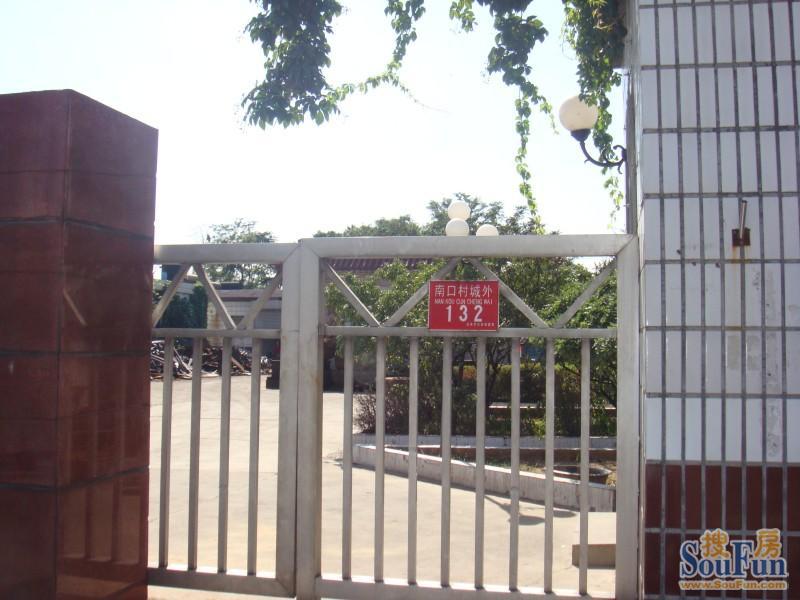 �Ͽڴ�������ͷ���쳡