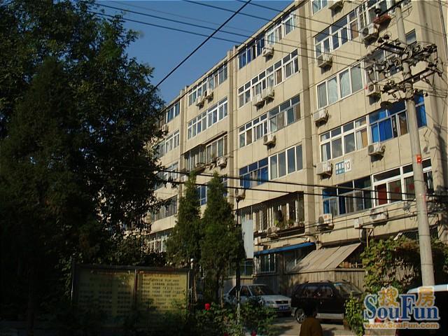 新桥家园1室1厅1卫南北朝向3300.00元/月出租