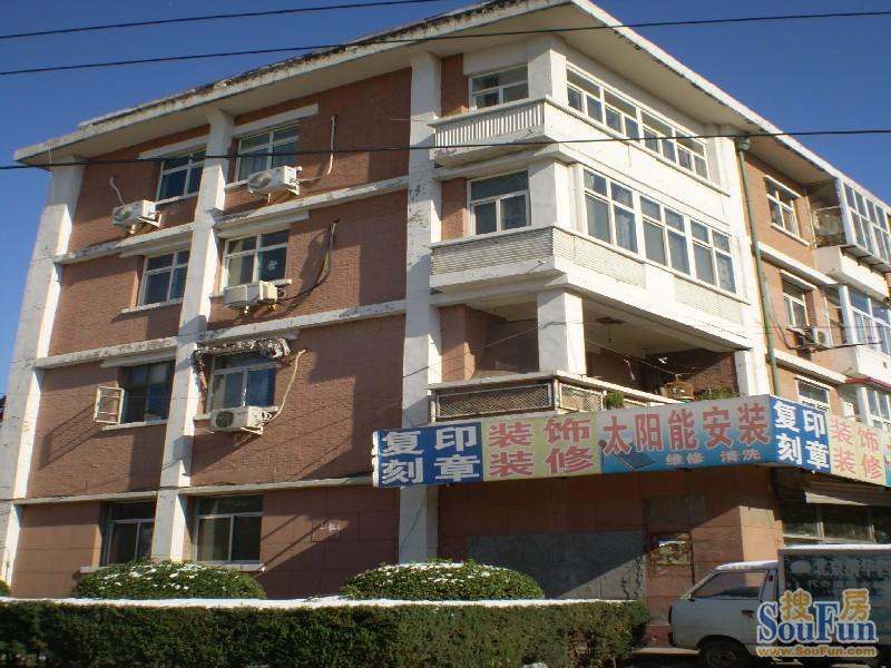 张家坟小区1室1厅1卫南北朝向1600.00元/月出租