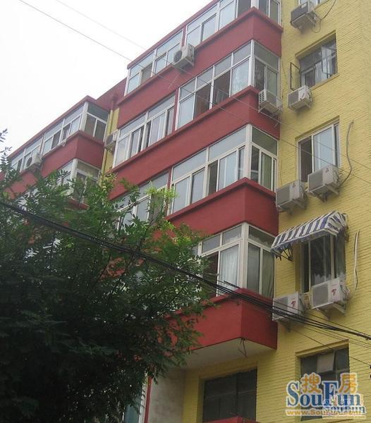 ֪��·С���⾰ͼ