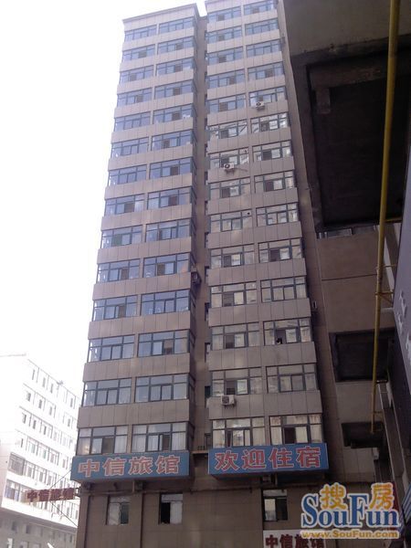 巴黎站前1室1厅1卫西朝向900.00元/月出租