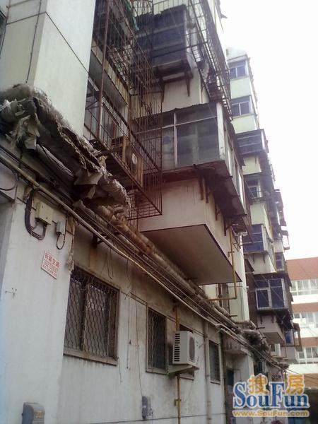 建设银行家属院2室2厅1卫南朝向1200.00元/月出租