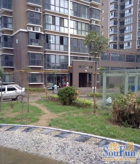 六合之家1室1厅1卫南朝向900.00元/月出租