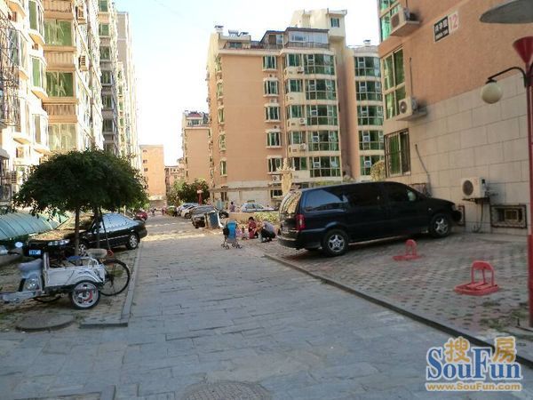 兴华园2室1厅1卫南北朝向4000.00元/月出租
