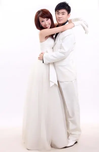 陌上花开婚纱_陌上花开图片(2)