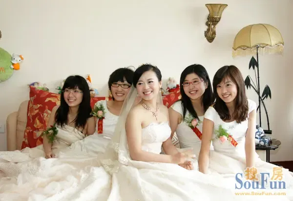 最好的朋友结婚没有通知我 1284299801105_000.jpg