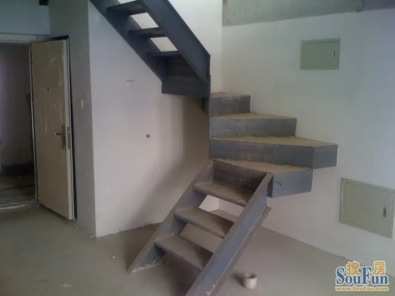 如何快速上楼梯 1299469483277_000.jpg