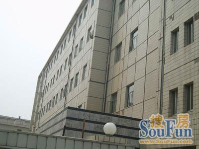 安华里1室1厅1卫东南朝向5000.00元/月出租