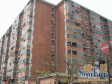 竹杆胡同东西通透大两居中间楼层精装修有电梯