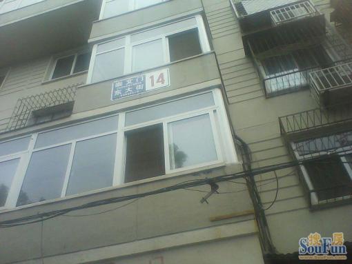 崇文门东大街2室1厅1卫南北朝向5700.00元/月出租