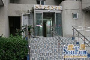 1999年小区,客厅30平的两居室,业主急售!户型好!