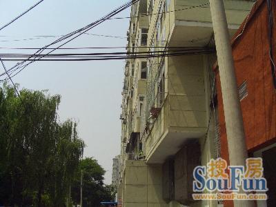 崇文门西大街2室1卫南北朝向5600.00元/月出租