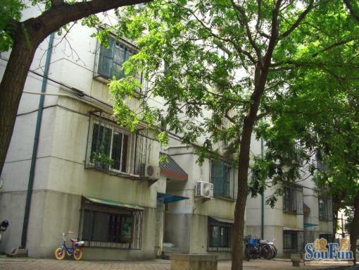 法华寺南里2室1厅1卫南北朝向8500.00元/月出租