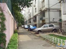 天坛东门,电梯板楼,南北通透大复式,四室四卫,实际面积大