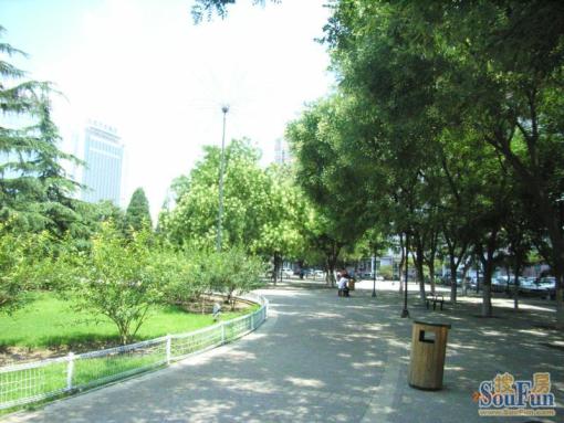 宣武门西大街2室1厅1卫东北朝向12000.00元/月出租