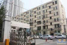 新上国家发银行家属院2居室中间楼层,业主诚心出售