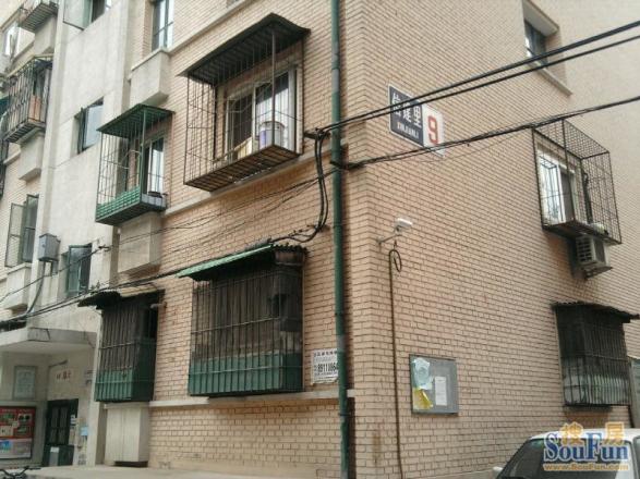 信建里