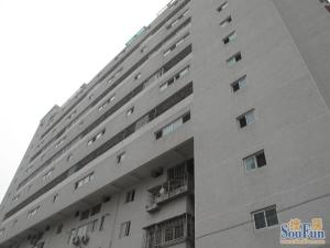 新康街甲一号1室1厅西南