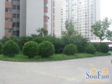 燕庄地铁口 曼哈顿旁 中银小区 精装修 两房