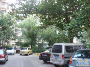 店长推荐海淀铁路小区,东西通透2居,采光好居住舒适
