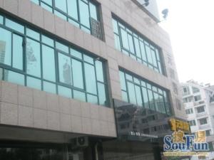 一步到公园楼下地铁口紫荆山路东大街不要错过