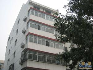 育人里经典三居室诚心出售看房方便