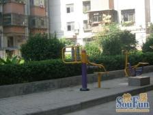 阔绰大复式 户型方正 带大露台 种花种菜 肆意沐浴阳光