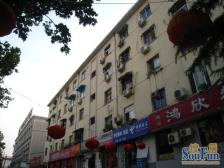 总价低,万达旁,多层两室,双气,可贷款,诚心出售