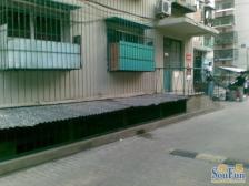 挨着莲花池公园,北京西站南广场附近