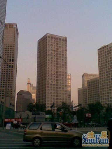 建外SOHO西区1室1厅1卫东朝向15500.00元/月出租