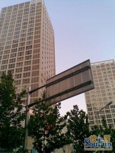 建外SOHO西区2室1厅东北朝向17000.00元/月出租
