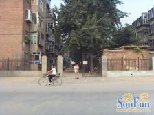 40zhong青园街房龄新中间楼层诚心卖