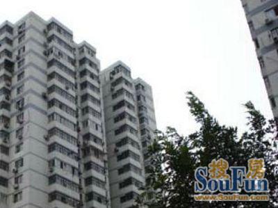 华芳园1室1厅1卫东朝向4800.00元/月出租