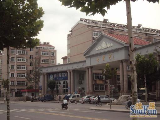 七里河小区1室1厅1卫南北朝向2000.00元/月出租