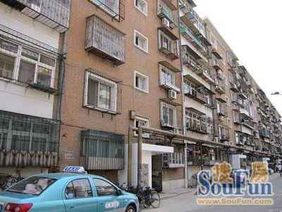 ½ð¹ÚÀï2ÊÒ1Ìü1ÎÀÄϱ±³¯Ïò2300.00Ôª/Ô³ö×â