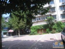 地铁口儿 一楼 可开个大院子 业主诚心出售