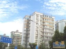 此房满五.上下两层.户型方正.南北通透.交通便利