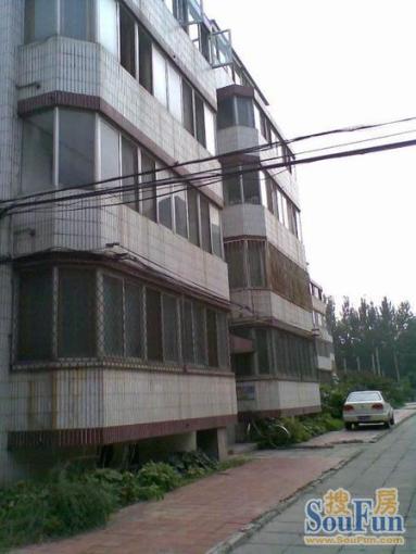 慧华苑1室1厅1卫北朝向3400.00元/月出租