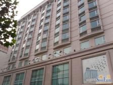 隆福寺街99号,本房是住宅性质,民水民电有天然气,
