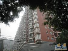 地铁口,户型方正,采光好,看房方便